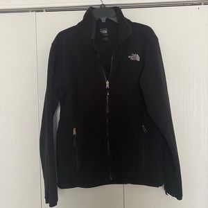 Great condition North Face fleece jacket. Mens MED.